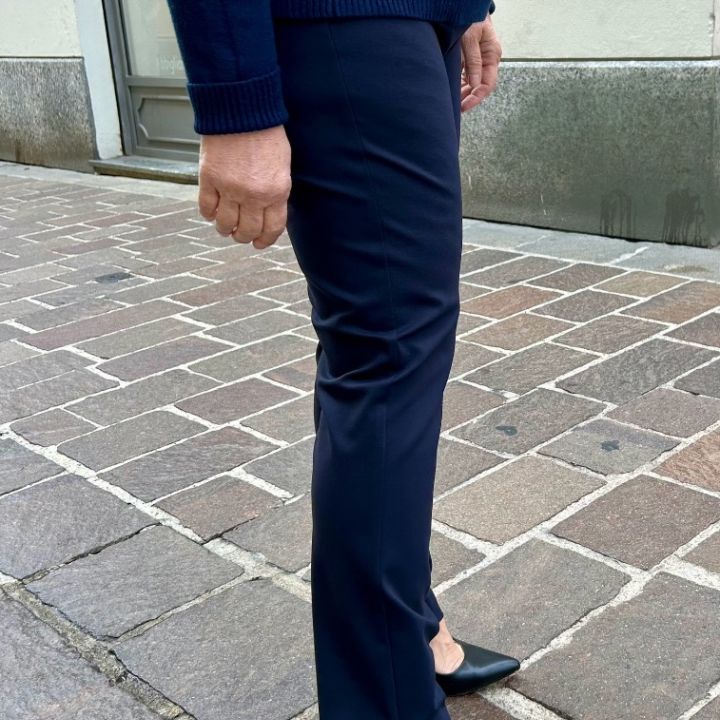 Pantalone a sigaretta punto maglia blu (2)